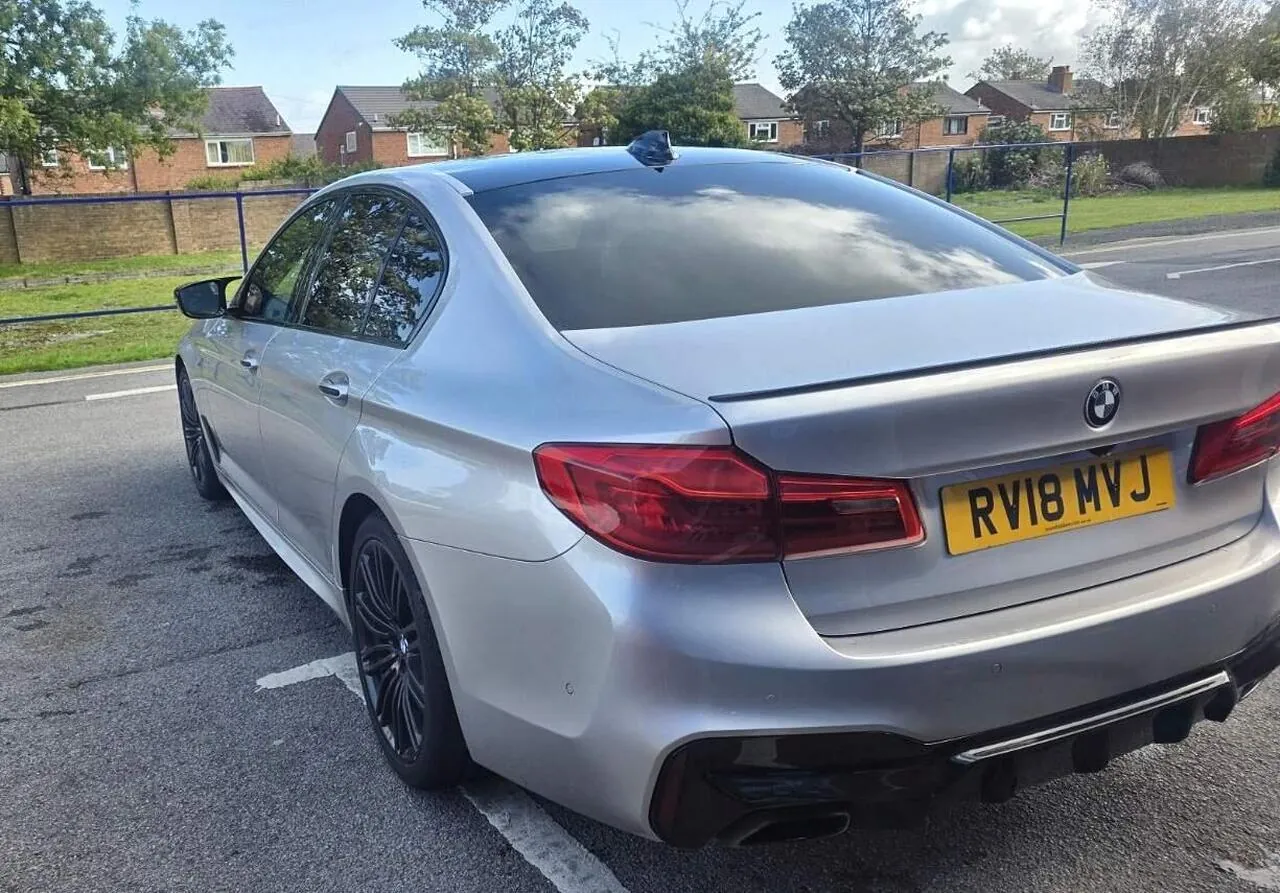 BMW 5 Series 2018 photo 5
