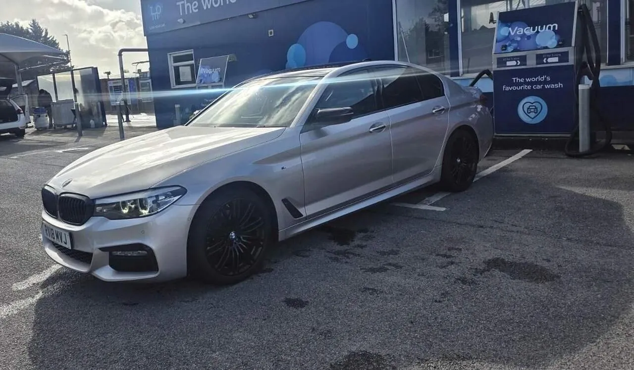 BMW 5 Series 2018 photo 4