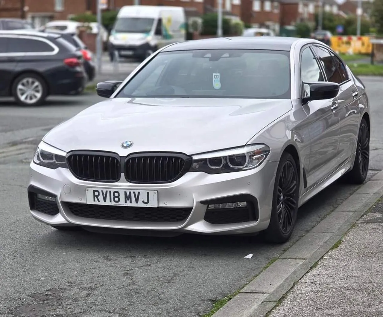 BMW 5 Series 2018 photo 3