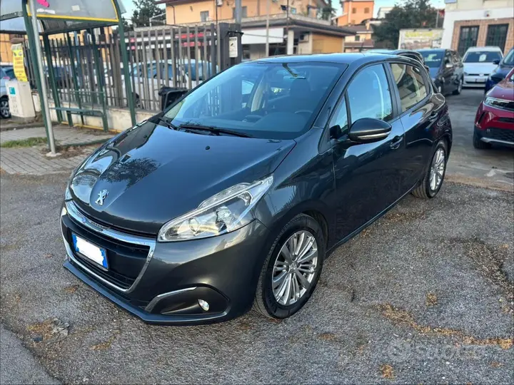 Peugeot 208 2017 photo 5
