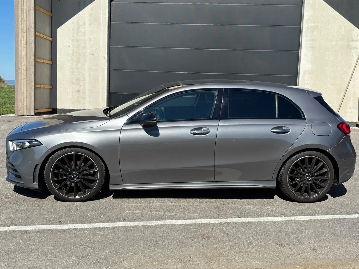 Mercedes-Benz A-Class 2018 photo 2