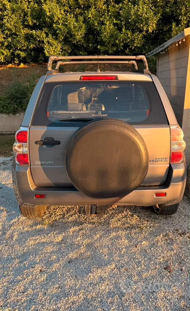 Suzuki Grand Vitara 2006 photo 3