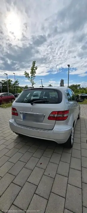 Mercedes-Benz B 160