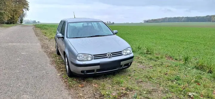 Volkswagen Golf 4