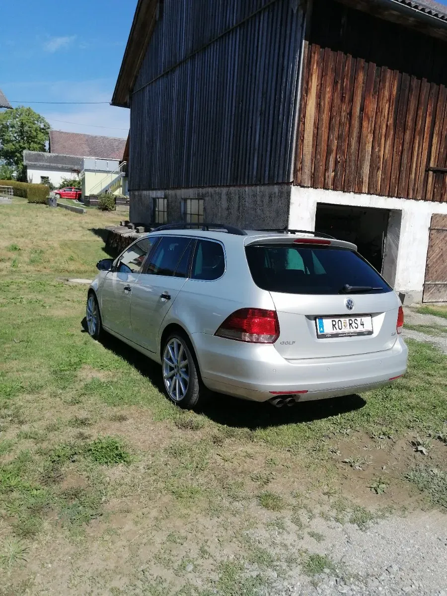 Volkswagen Golf 2009 photo 3