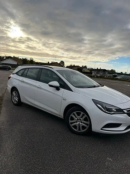 Opel Astra 2018 photo 4
