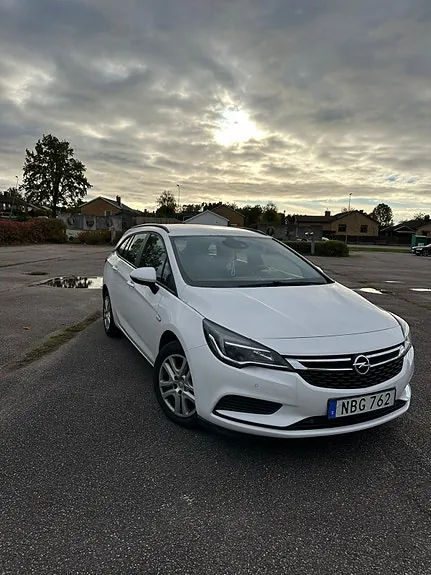 Opel Astra 2018 photo 3
