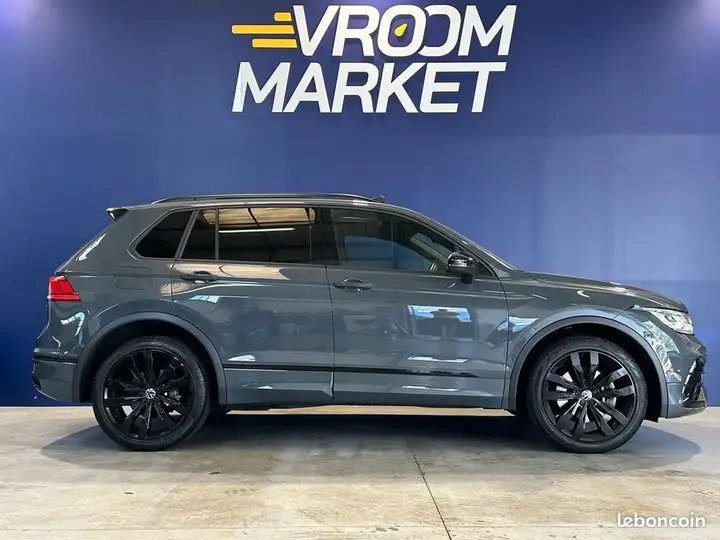 Volkswagen Tiguan 2021 photo 2