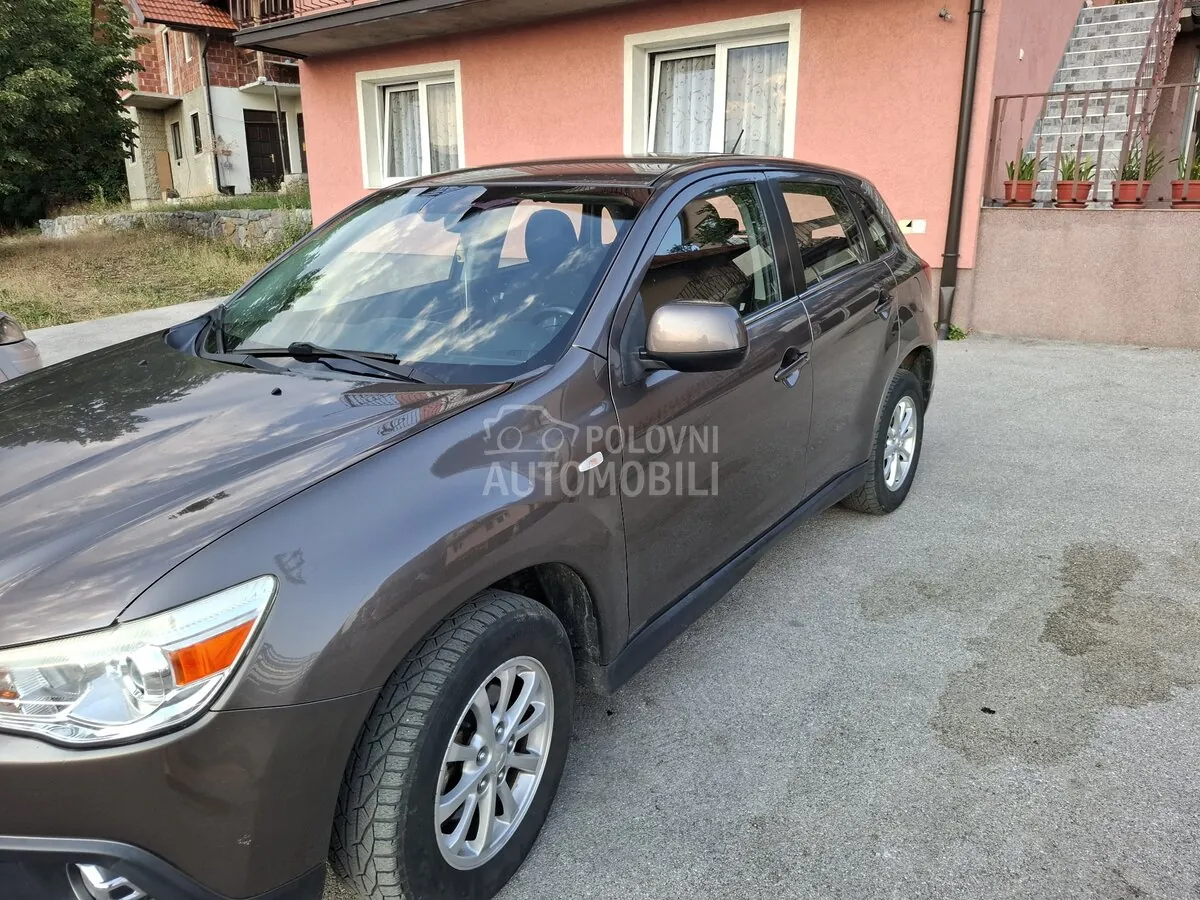 Mitsubishi Asx 2010 photo 3