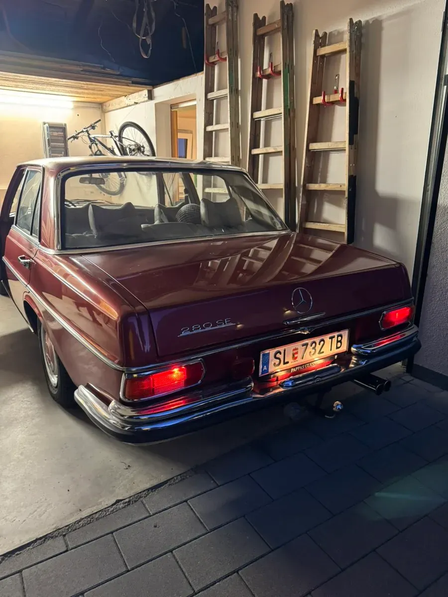 Mercedes-Benz S-Class 1974 photo 2