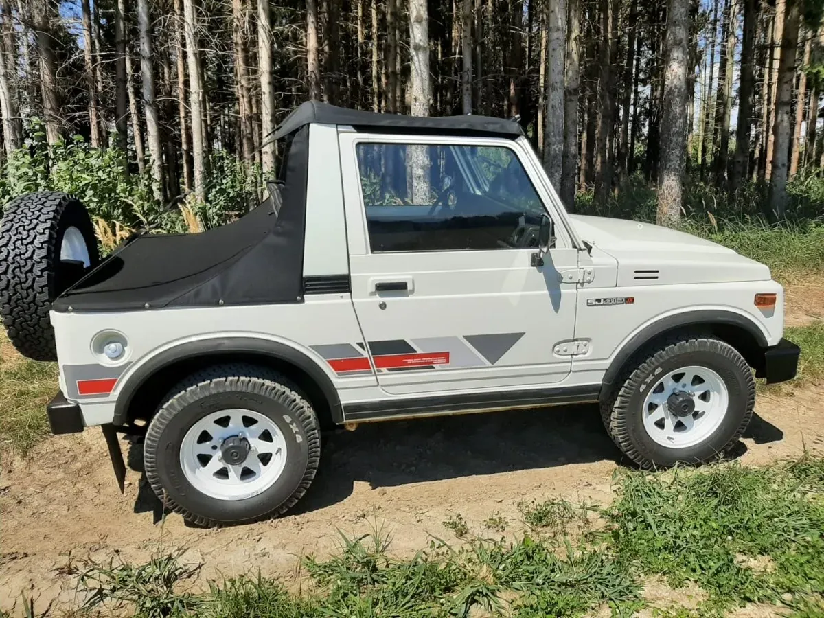 Suzuki Sj 413 1986 photo 2