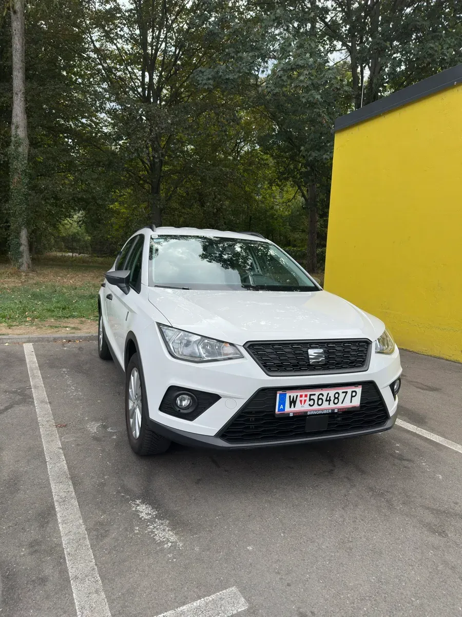 Seat Arona 2018 photo 2