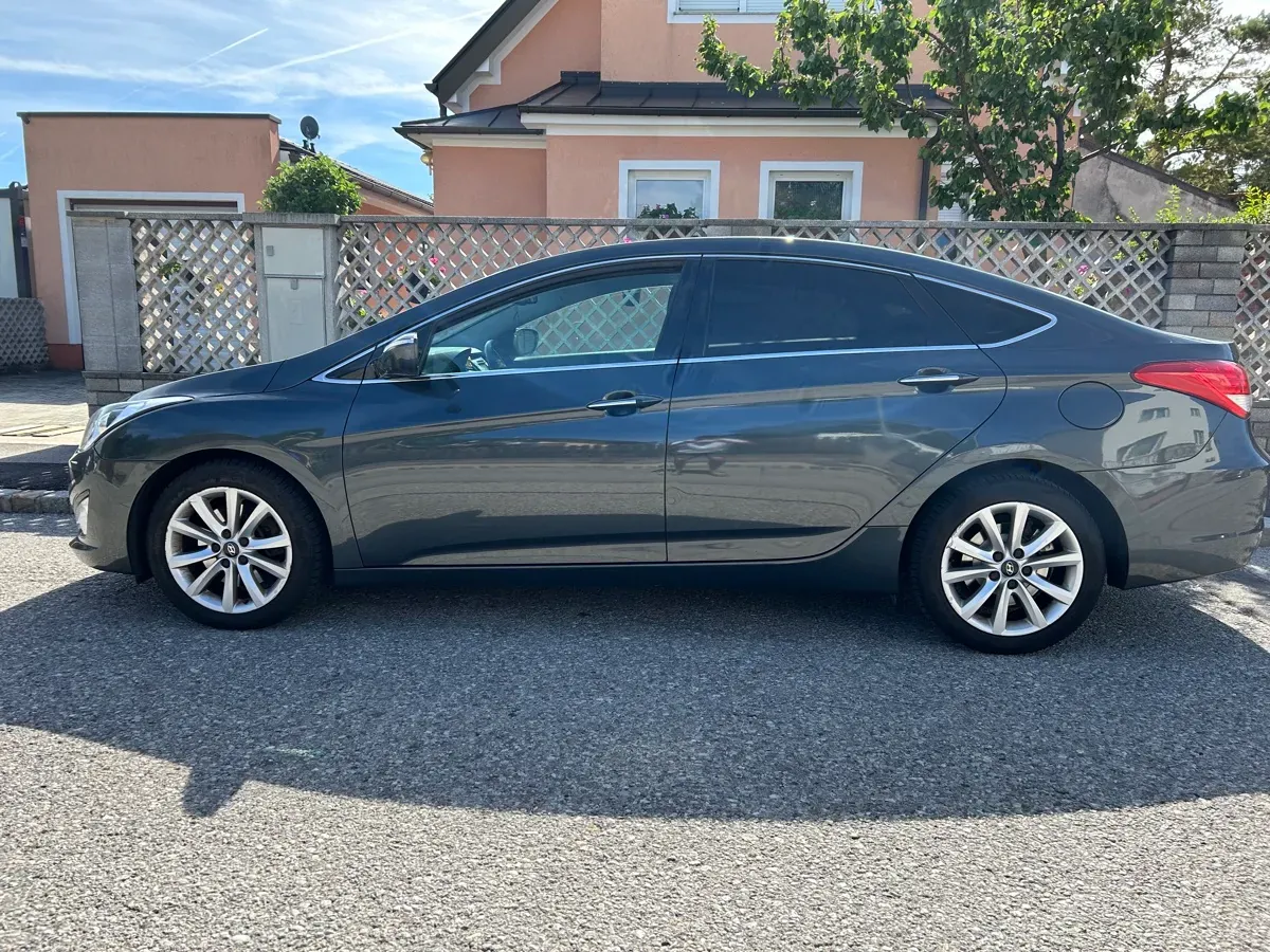 Hyundai I40 2012 photo 3