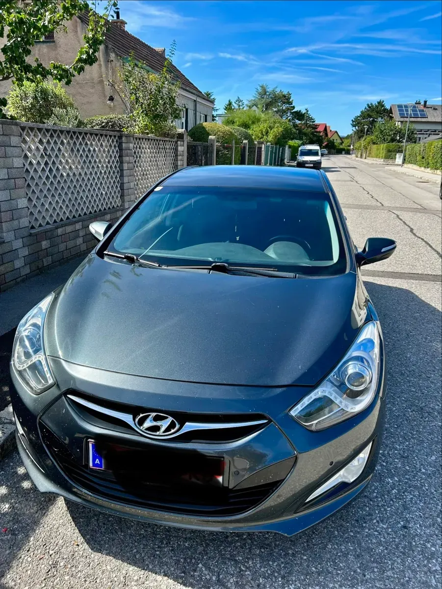 Hyundai I40