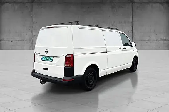 Volkswagen Transporter 2018 photo 5