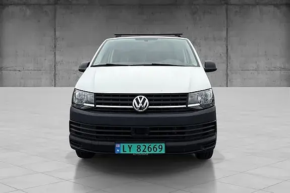 Volkswagen Transporter 2018 photo 2