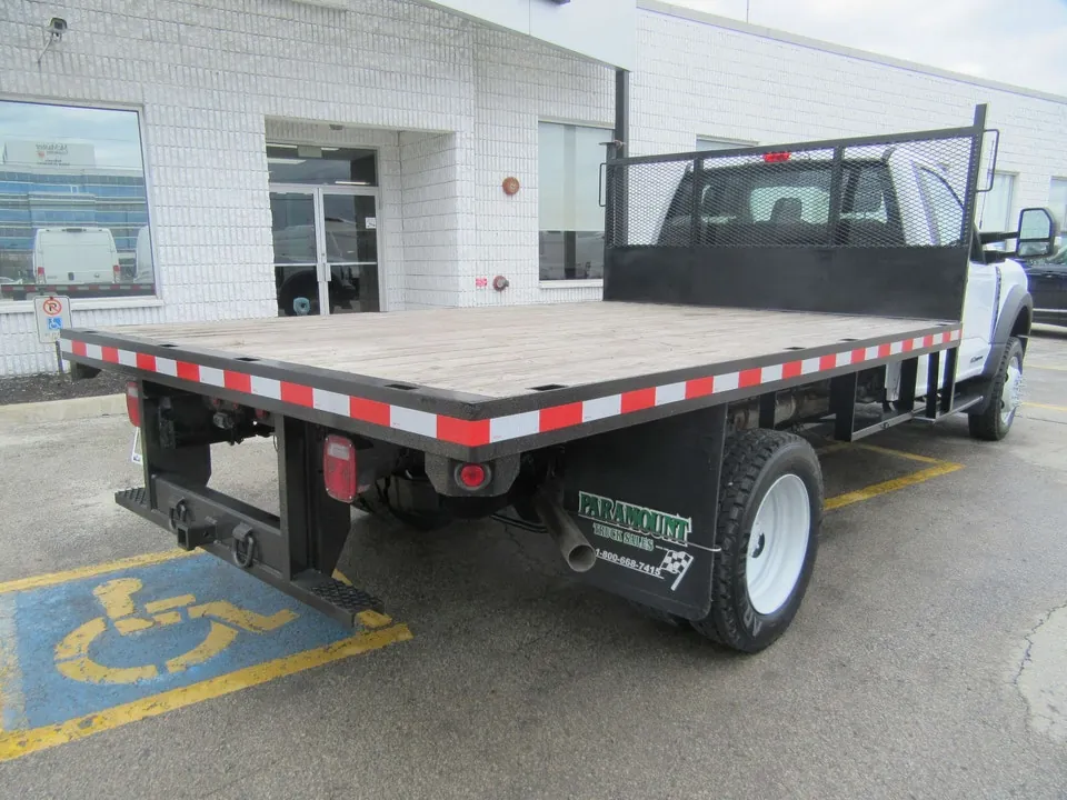 Ford F-550 2024 photo 3