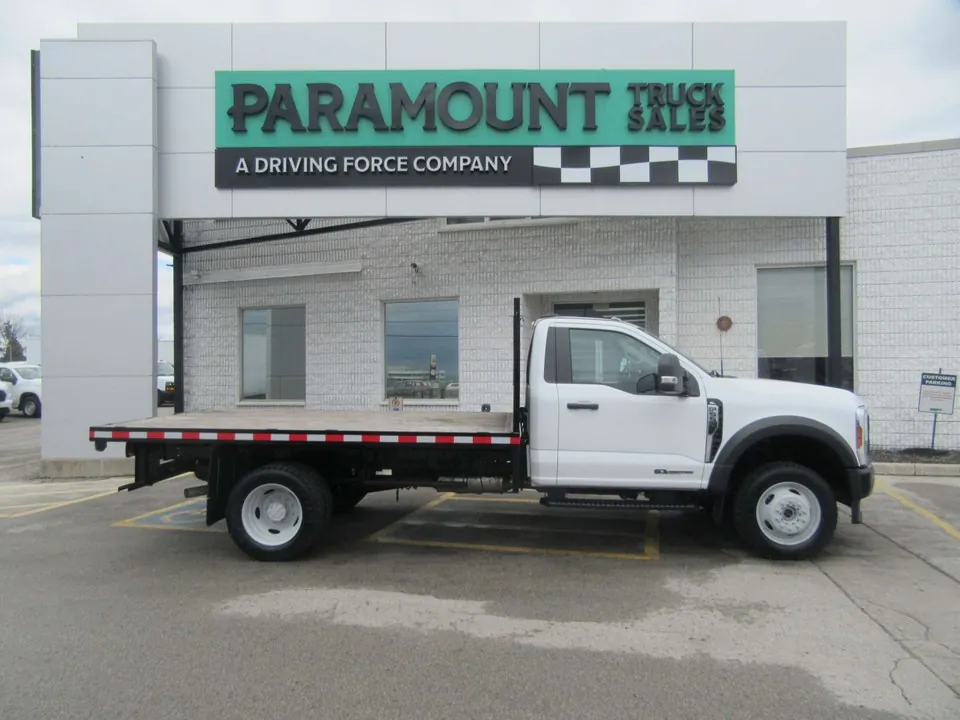Ford F-550 2024 photo 2