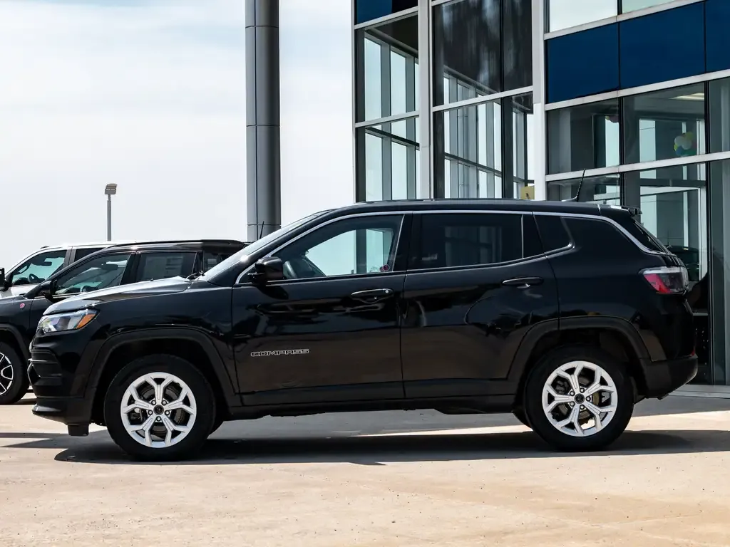 Jeep Compass 2025 photo 5