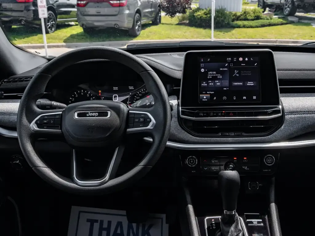 Jeep Compass 2025 photo 3