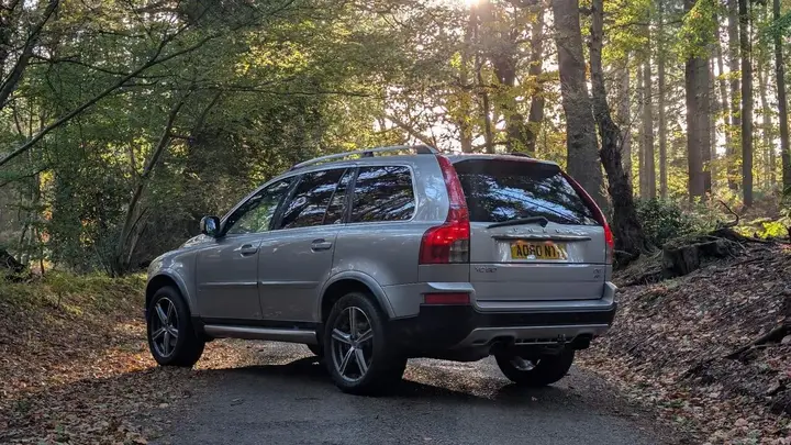 Volvo Xc90 2010 photo 2