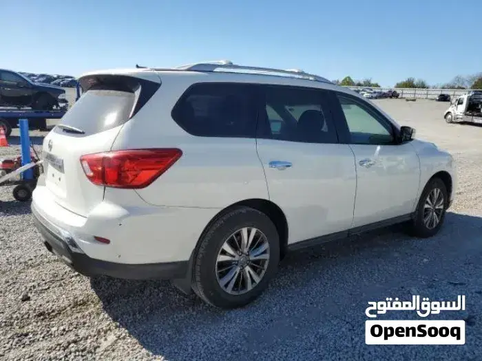 Nissan Pathfinder 2018 photo 3
