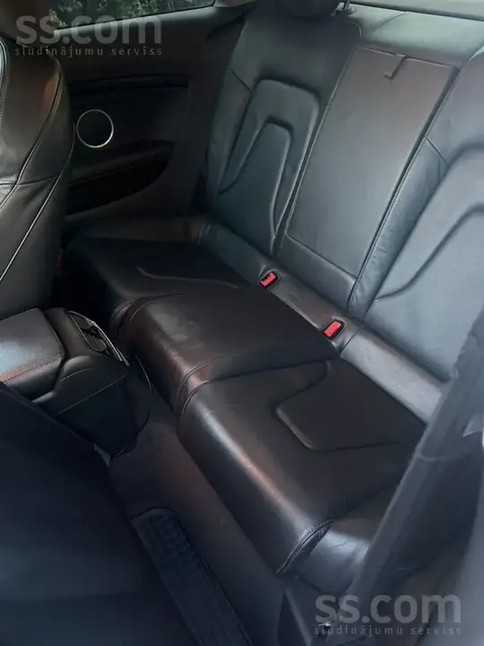 Audi A5 2009 photo 5