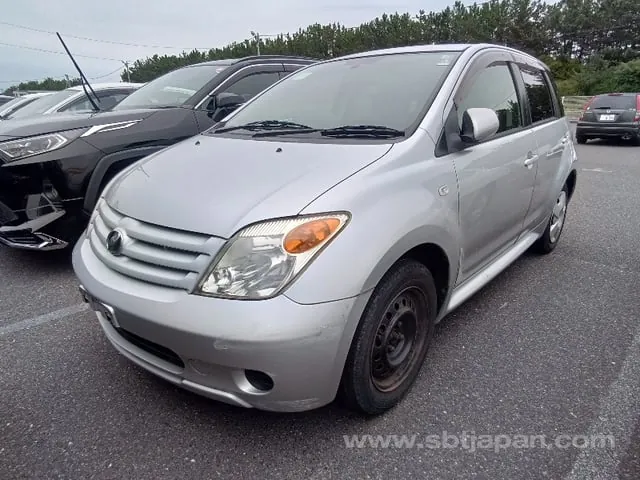 Toyota Ist 2006 photo 2