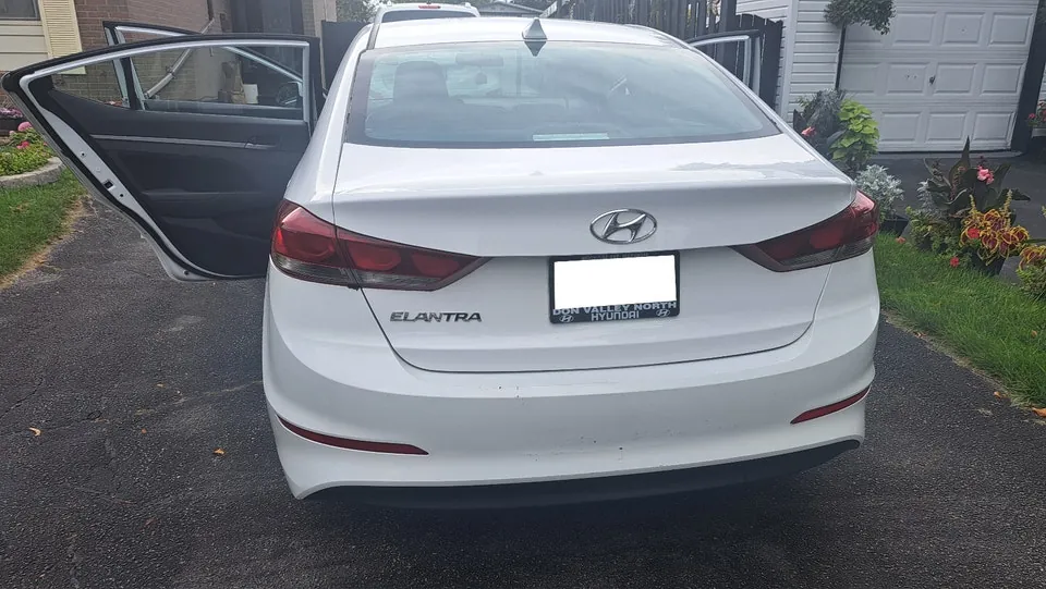 Hyundai Elantra 2017 photo 3