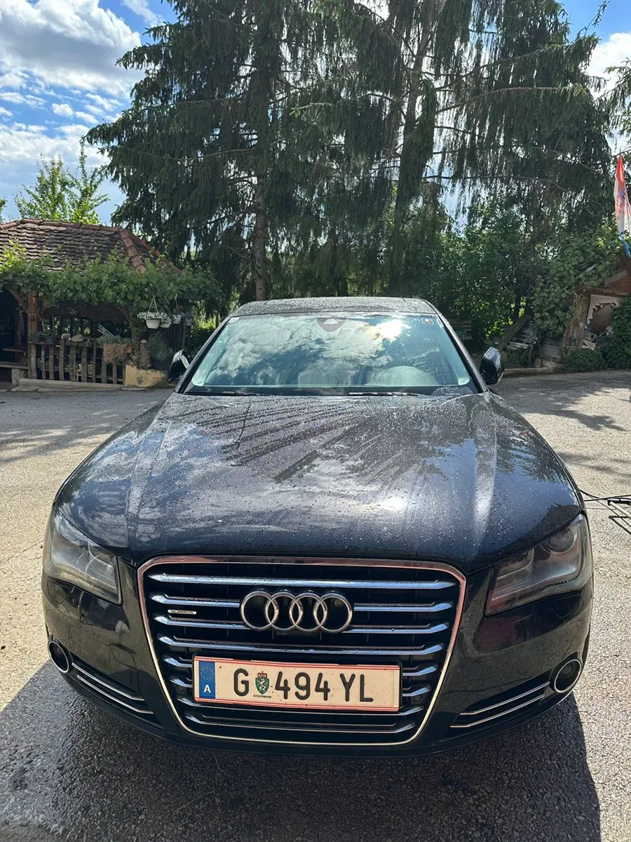 Audi A8