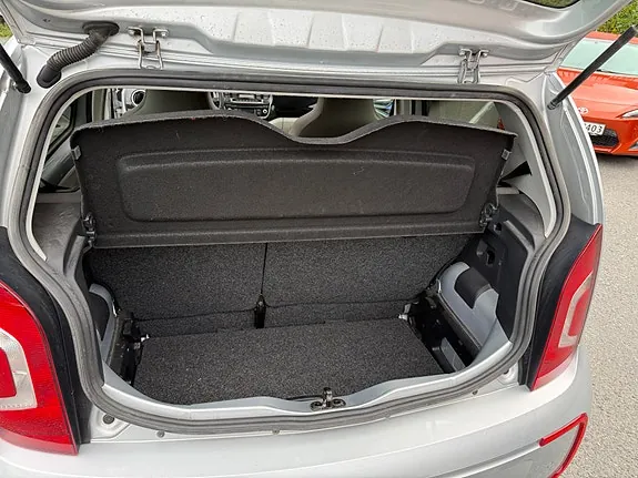 Volkswagen E-Up! 2015 photo 5