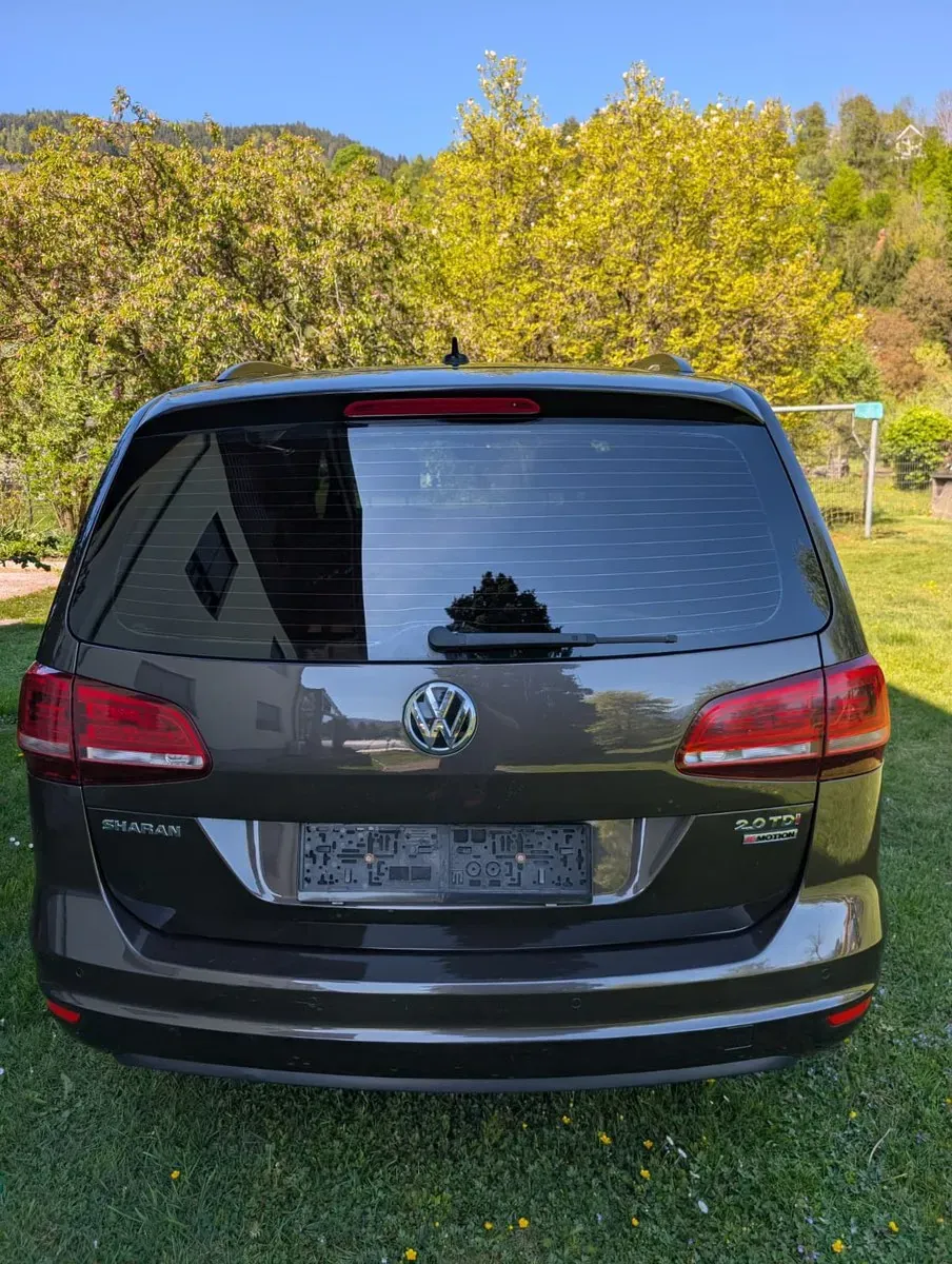 Volkswagen Sharan 2017 photo 2