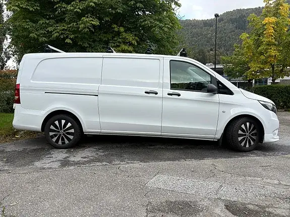 Mercedes-Benz Vito 119 2023 photo 3