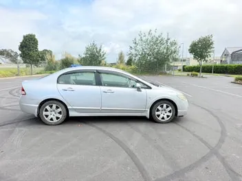Honda Civic 2006 photo 2