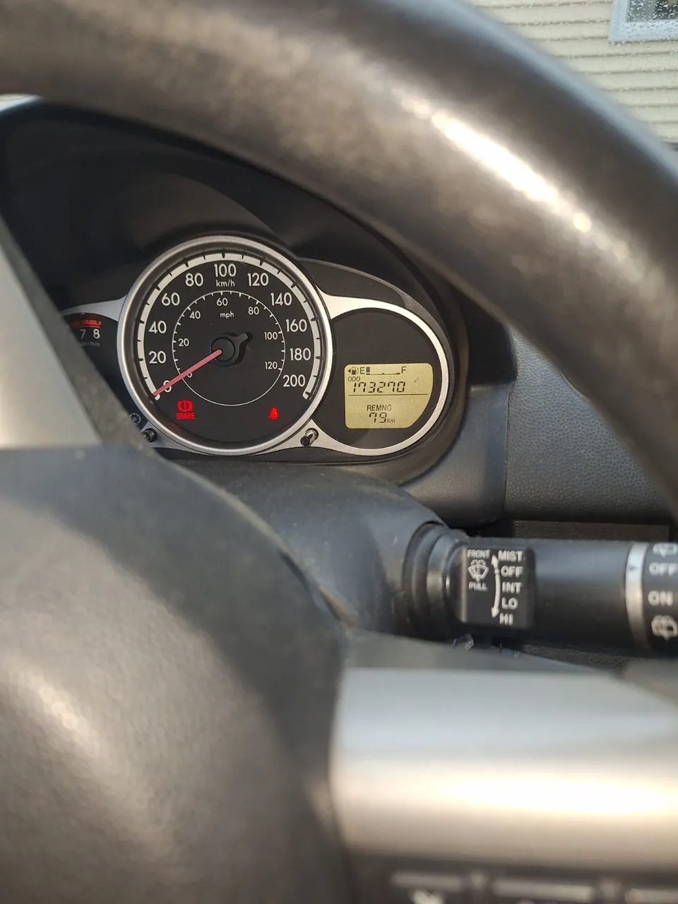 Mazda 2 2011 photo 4