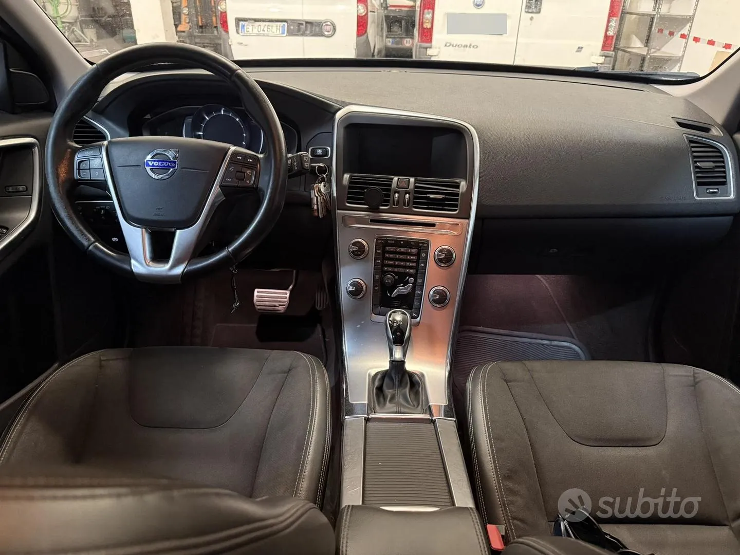 Volvo Xc60 2017 photo 4