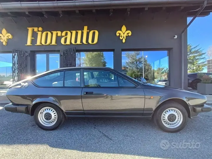 Alfa Romeo Gtv 1980 photo 3