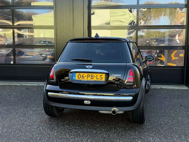 Mini Cooper 2004 photo 2