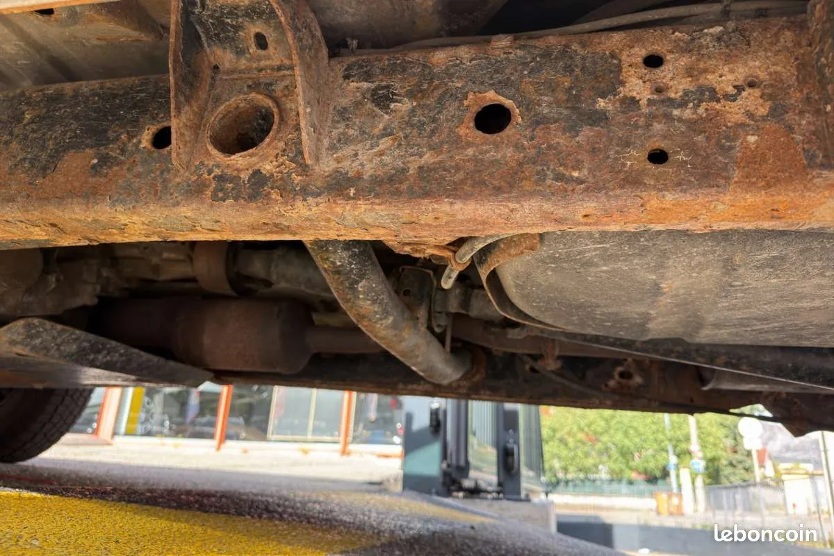 Mitsubishi L200 2012 photo 4
