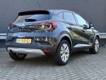 Renault Captur 2021 photo 2