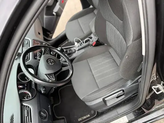 Skoda Octavia 2019 photo 3