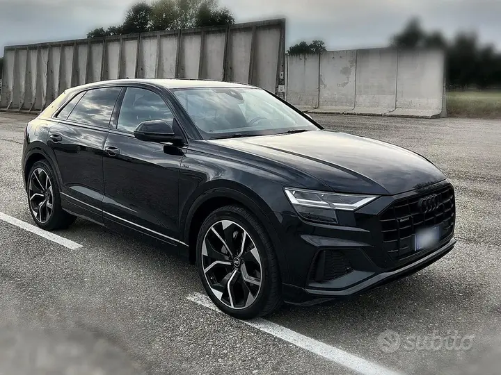 Audi Q8
