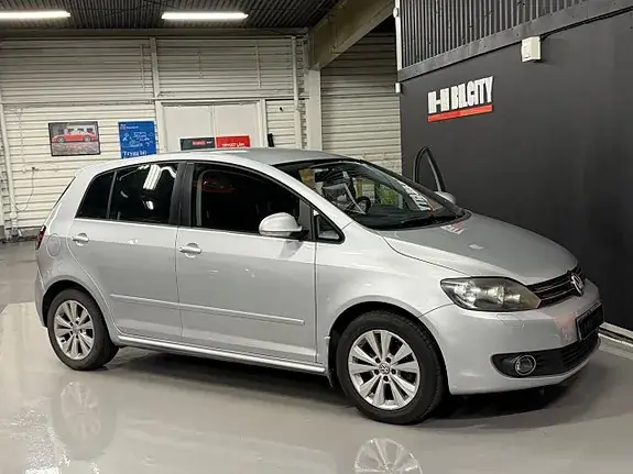 Volkswagen Golf Plus 2011 photo 2
