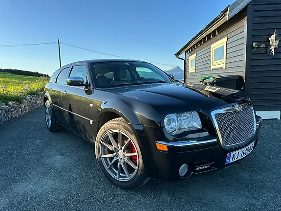 Chrysler 300C 2006 photo 2