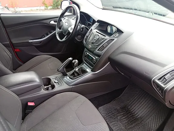 Ford Focus 2014 photo 4