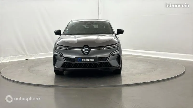 Renault Megane 2022 photo 2