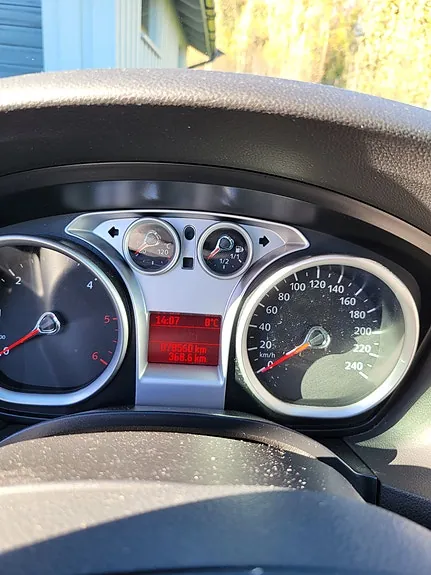 Ford Focus 2009 photo 3