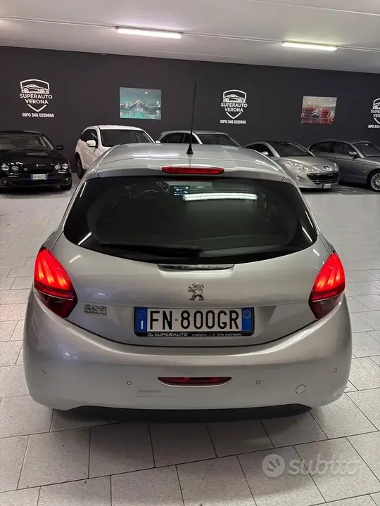 Peugeot 208 2018 photo 5