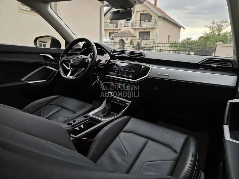 Audi Q3 2021 photo 3