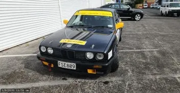 BMW 318I 1990 photo 3